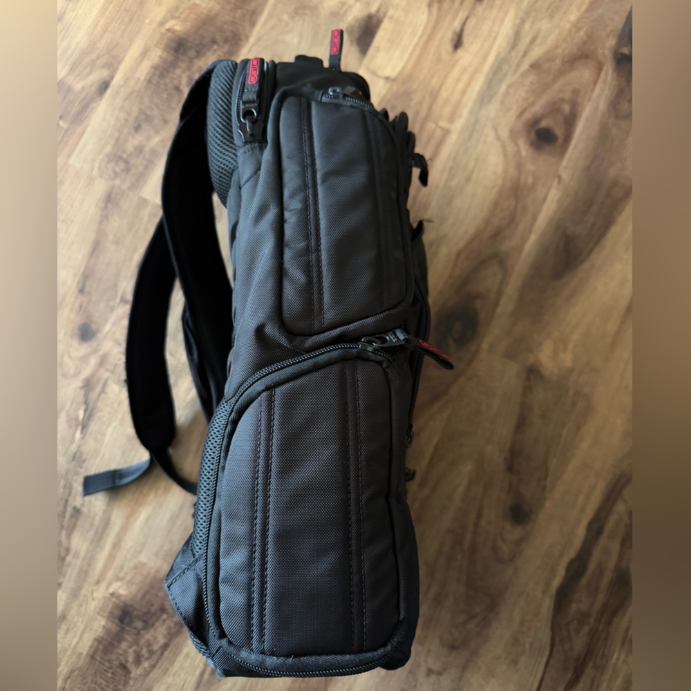 OGIO RENEGADE RSS LAPTOP BACKPACK - Picture 5 of 16